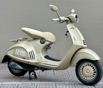 Vespa 946 Dragon #0699/1888 