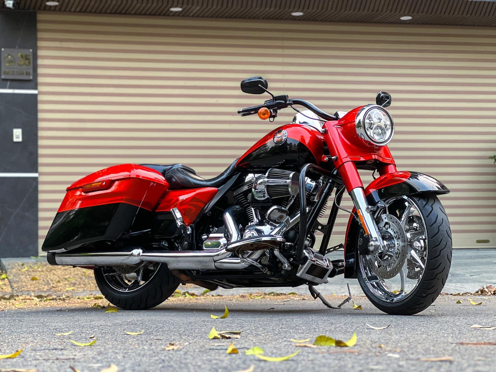 HD Road King CVO 2014